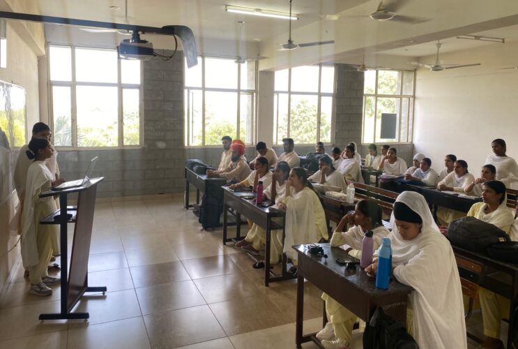Shaping Future Entrepreneurs – Inside Akal Business School’s Innovation-Driven Learning