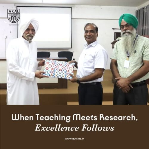 IIT Kanpur Professor Inspires Faculty at Akal University with Research-Driven Teaching