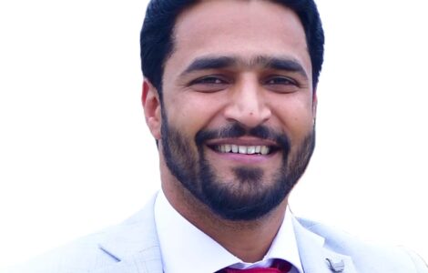 Dr. Aqib Mujtaba Empowers Researchers with Expert Lecture at SMVD University