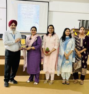 Empowering Women Through Awareness – Expert Talk on Cervical Cancer at Akal University Empowering Women Through Awareness – Expert Talk on Cervical Cancer at Akal University